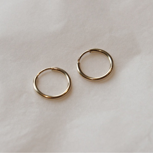 14k yellow gold filled sleeper hoop earrings 12mm - Picture 5 of 6